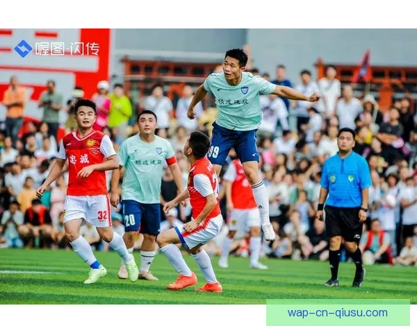 聚焦足球直播激情时刻解析赛场战术与球星表现全方位观赛体验升级